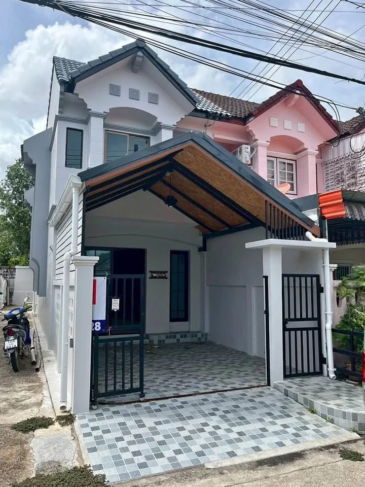 ทาวน์เฮาส์ 3 ห้องนอนในโครงการ Phuket Villa 3, ตัวเมืองภูเก็ต