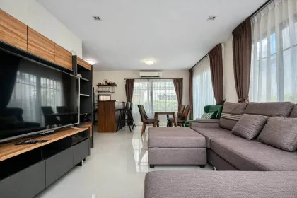 Вилла с 3 спальнями и 3 ванными в Burasiri Kohkeaw, Рай