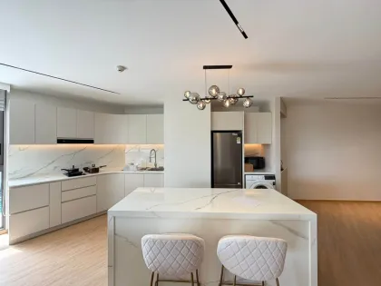 Luxus 3-Zimmer Eigentumswohnung mit Seeblick in Cherngtalay, Phuket