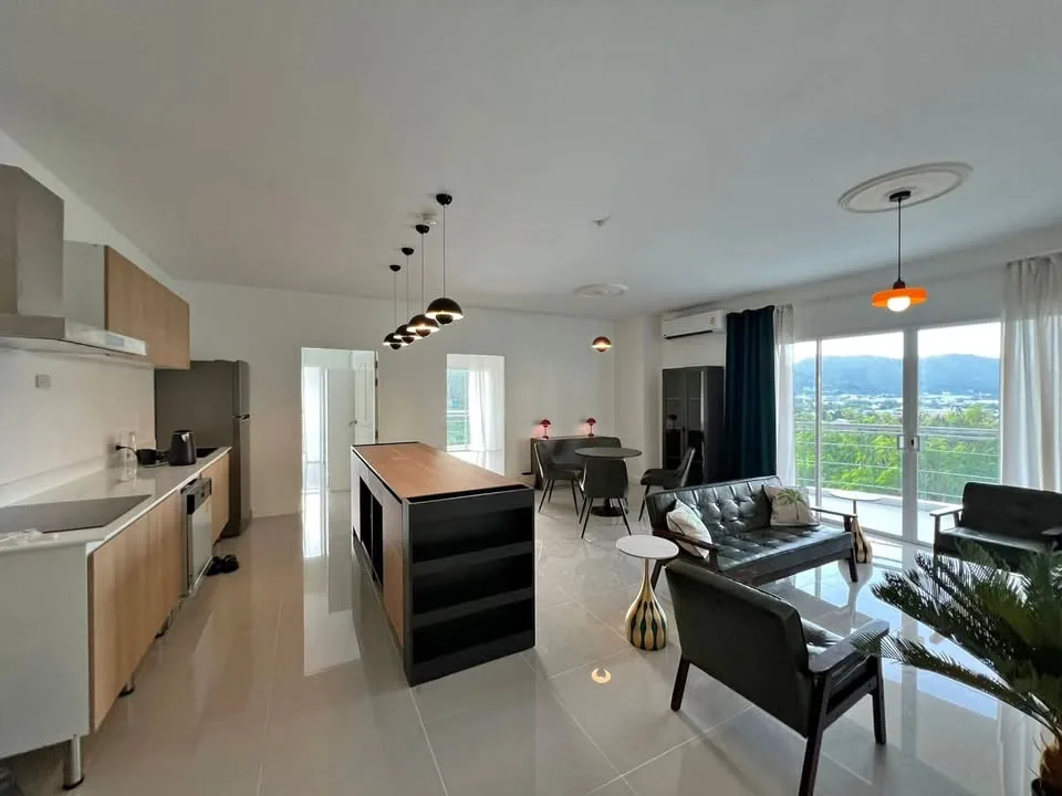 คอนโดหรู 3 ห้องนอนพร้อมวิวสวยในภูเก็ตทาวน์