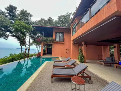 Villa de lujo con 4 dormitorios y vista al mar en Sripanwa, Phuket