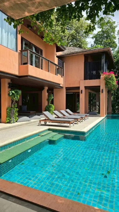 Villa de lujo con 4 dormitorios y vista al mar en Sripanwa, Phuket