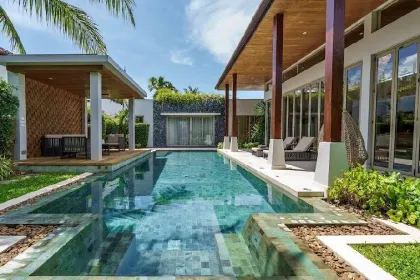 Вилла с 4 спальнями и бассейном в Botanica Bang Tao Beach