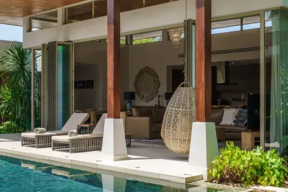 Вилла с 4 спальнями и бассейном в Botanica Bang Tao Beach