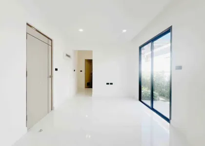 Отдельный дом 4 спальни 3 ванной в L&H Village Chalong