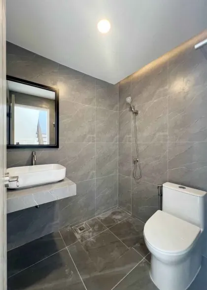 Отдельный дом 4 спальни 3 ванной в L&H Village Chalong
