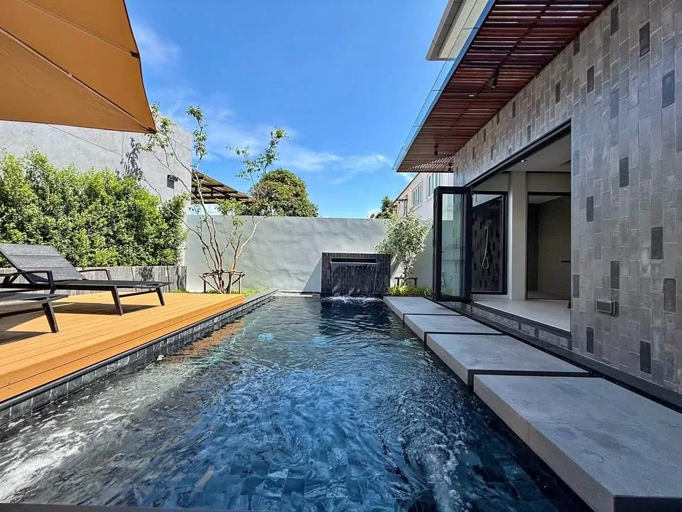 Villa de lujo moderna con piscina en Chalong, 3 habitaciones, 3 baños