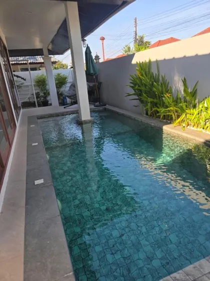 3 ห้องนอน 2 ห้องน้ำ บ้านพร้อมสระว่ายน้ำส่วนตัวใกล้ Blue Tree Phuket