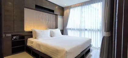 Apartamento de 2 Dormitorios en Kamala con Vista a la Piscina