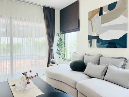 Двухэтажная вилла с частным бассейном в Passorn Kathu Villa