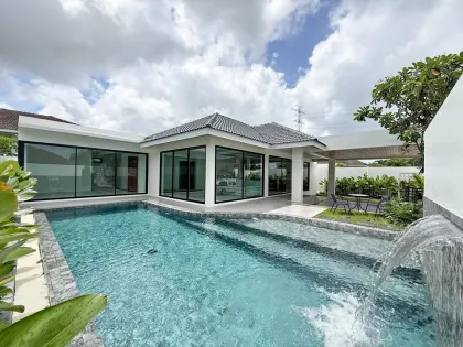 Villa de luxe 4 chambres avec piscine privée à Neramit Village 5, Thalang