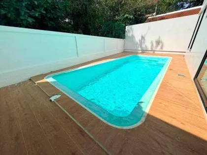 Villa 4 Chambres avec Piscine dans un Quartier Calme de Thalang