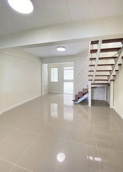 Casa adosada de 2 habitaciones y 1 baño en venta en Thalang