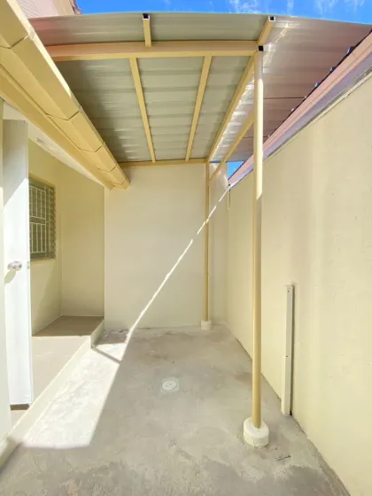 Casa adosada de 2 habitaciones y 1 baño en venta en Thalang