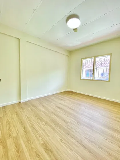 Casa adosada de 2 habitaciones y 1 baño en venta en Thalang