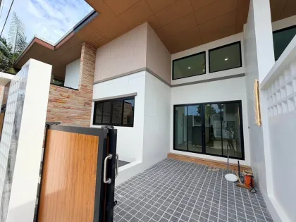 普吉岛三功Nautica Villa 2卧2卫别墅出售