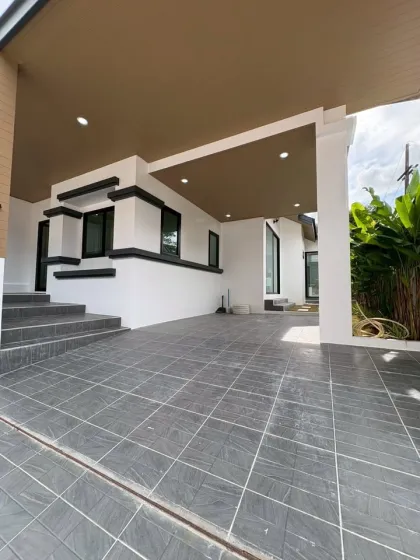 Casa gemela de 3 dormitorios y 3 baños en el centro de Phuket
