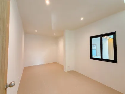 Spacious 4-Bedroom Corner Villa with Garden in Bang Tao, Phuket