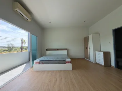 Villa de 3 dormitorios y 3 baños en Sombun Sub Village, Thalang