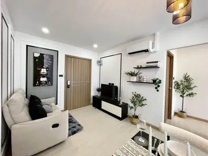 2-комнатная квартира с видом на город в The Royal Place
