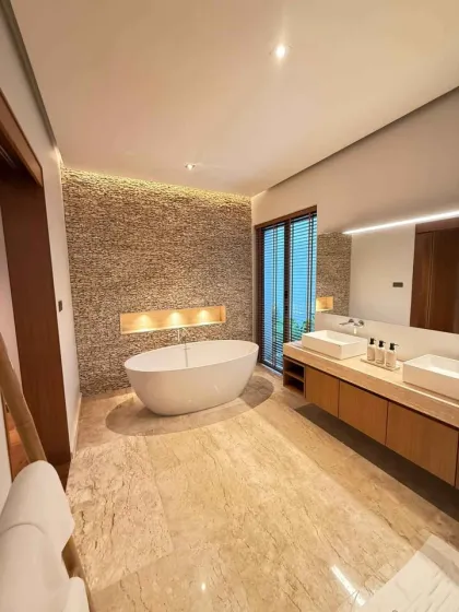 Villa de luxe 4 chambres avec piscine à Nai Harn