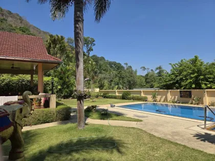 Вилла с бассейном, 2 спальни и 3 ванны в Phuket Residence Village, Рай