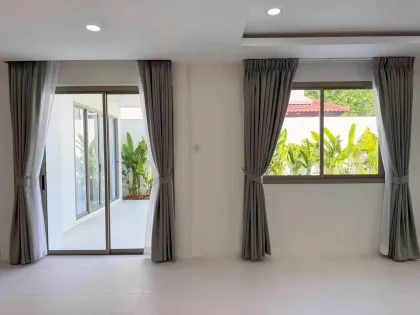 Villa de luxe 4 chambres avec piscine à Land & Houses Sriwalee 2, Chalong