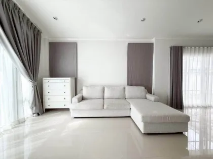บ้านเดี่ยว 3 ห้องนอน 2 ห้องน้ำที่ Supalai Lagoon โกเกียว