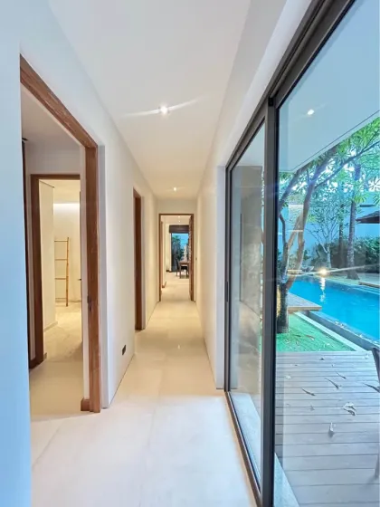 วิลล่าสระว่ายน้ำ 3 ห้องนอน 3 ห้องน้ำ ที่ Anchan Grand Residence
