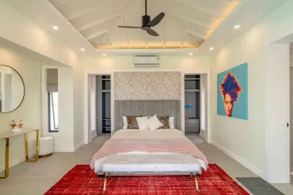 Lujosa villa de 5 dormitorios con impresionantes vistas al mar en Playa Surin