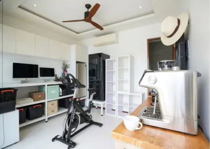 Geräumige 3-Schlafzimmer-Villa mit privatem Pool bei Rawai und Nai Harn