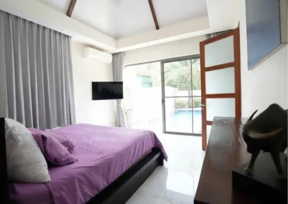 Geräumige 3-Schlafzimmer-Villa mit privatem Pool bei Rawai und Nai Harn