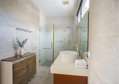 Geräumige 3-Schlafzimmer-Villa mit privatem Pool bei Rawai und Nai Harn