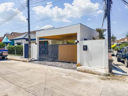 Современный угловой таунхаус с 3 спальнями в Phuket Villa 3