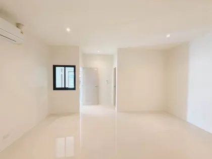 Современный угловой таунхаус с 3 спальнями в Phuket Villa 3
