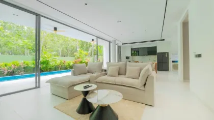 Villa moderna de lujo con 4 habitaciones y piscina en venta en Thalang, Phuket