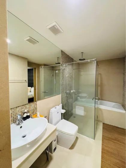 1-Zimmer-Wohnung mit Meerblick in Bay Cliff Patong