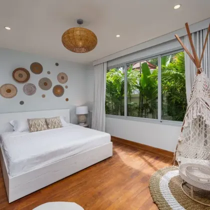 Ultra-Luxury 5-Bedroom Villa in Sai Taan Estate, Bang Tao