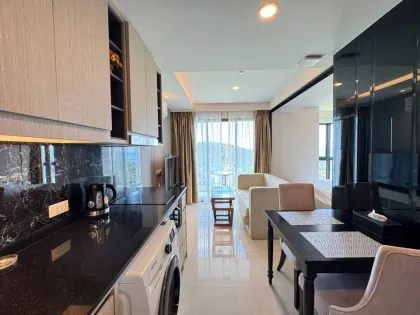 Квартира с видом на море в Mida Grande Resort Phuket