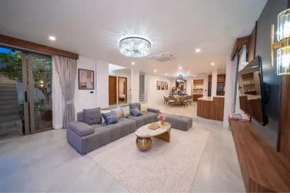 7-Bedroom, 8-Bath Luxury Villa with Private Pool in Alisa Grand Pool Villa