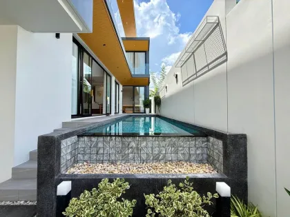 Villa nueva de 3 dormitorios con piscina en excelente ubicación en Rawai
