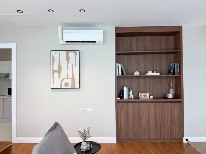 Renovierte 1-Zimmer-Modernwohnung im The View Condo Suanluang