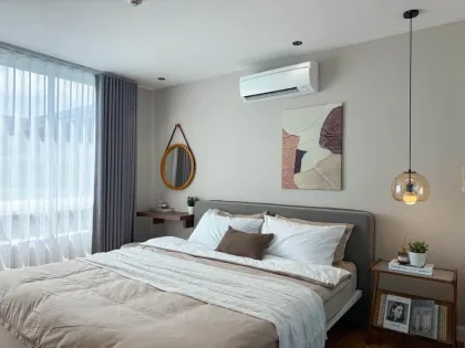 Renovierte 1-Zimmer-Modernwohnung im The View Condo Suanluang