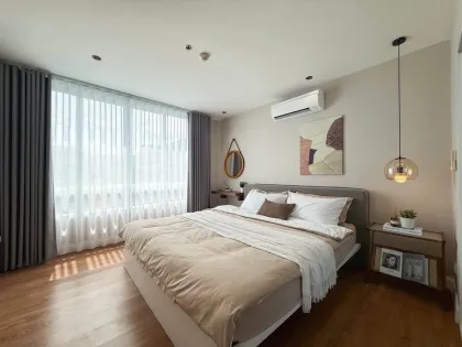 Renovierte 1-Zimmer-Modernwohnung im The View Condo Suanluang