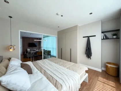 Renovierte 1-Zimmer-Modernwohnung im The View Condo Suanluang