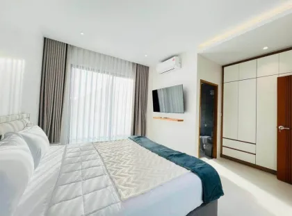 Villa Moderna Acogedora con Piscina en Venta en Pasak, Cherng Talay, Phuket