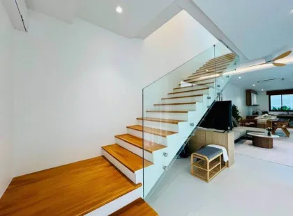 Villa Moderna Acogedora con Piscina en Venta en Pasak, Cherng Talay, Phuket