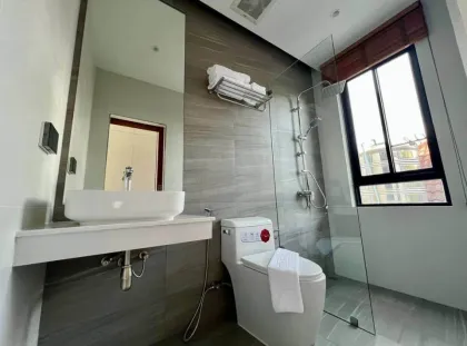Villa Moderna Acogedora con Piscina en Venta en Pasak, Cherng Talay, Phuket