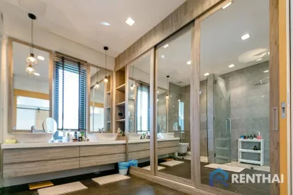 Вилла с 2 спальнями и 3 ванными и собственным бассейном в Riverhouse Phuket