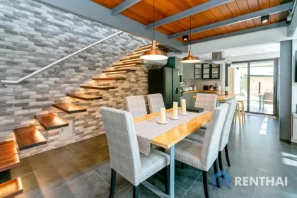 Вилла с 2 спальнями и 3 ванными и собственным бассейном в Riverhouse Phuket